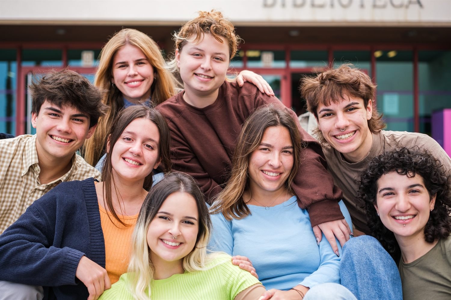 Alunos do Fundamental II em convivência escolar